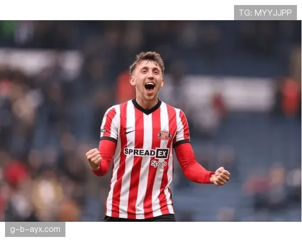 桑德兰主帅莫布雷迎新挑战,坚定信念力促球队竞争力跃升 桑德兰主帅莫布雷迎新挑战,坚定信念力促球队竞争力跃升