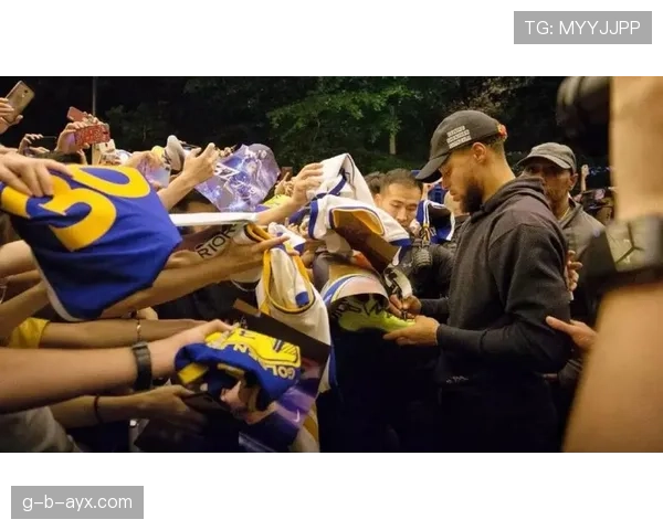 泰国队闪耀J联赛,引发球迷热议 泰国队闪耀J联赛,引发球迷热议