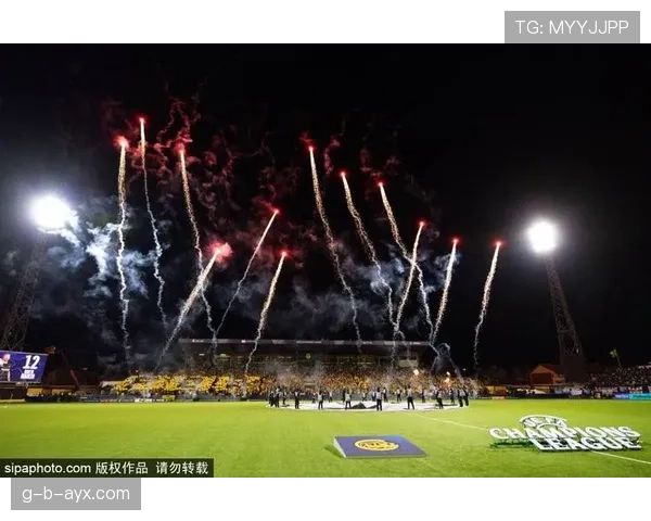 英超战术革新推动球队表现大幅提升,争冠热门趋势值得关注