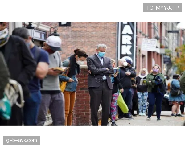 崔家溪一天花几万出门，还当街拽粉丝说这算啥生活？